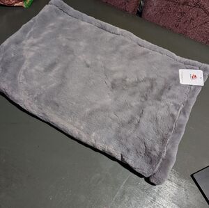 Sunwin Soft Gray Reversible Faux Fur Grey Throw Size 50"*60" NWT Super Soft